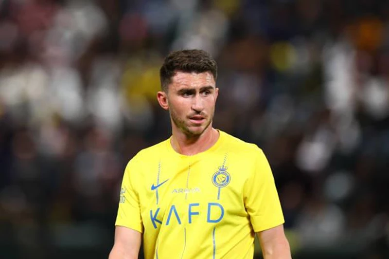 لابورت يوشك على مغادرة النصر.. ويوفنتوس في انتظار التطورات