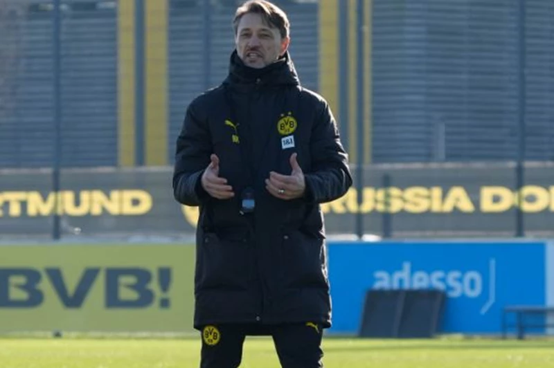 مدرب دورتموند: نُدرك أسلوب ريال مدريد ونعترف بأننا الفريق الأضعف