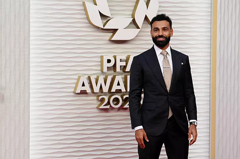 صلاح يتحدث عن موسم استثنائي مع ليفربول وتأثير الضغط عليه